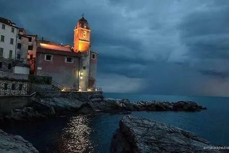 Liguria Home Ameglia 0*,